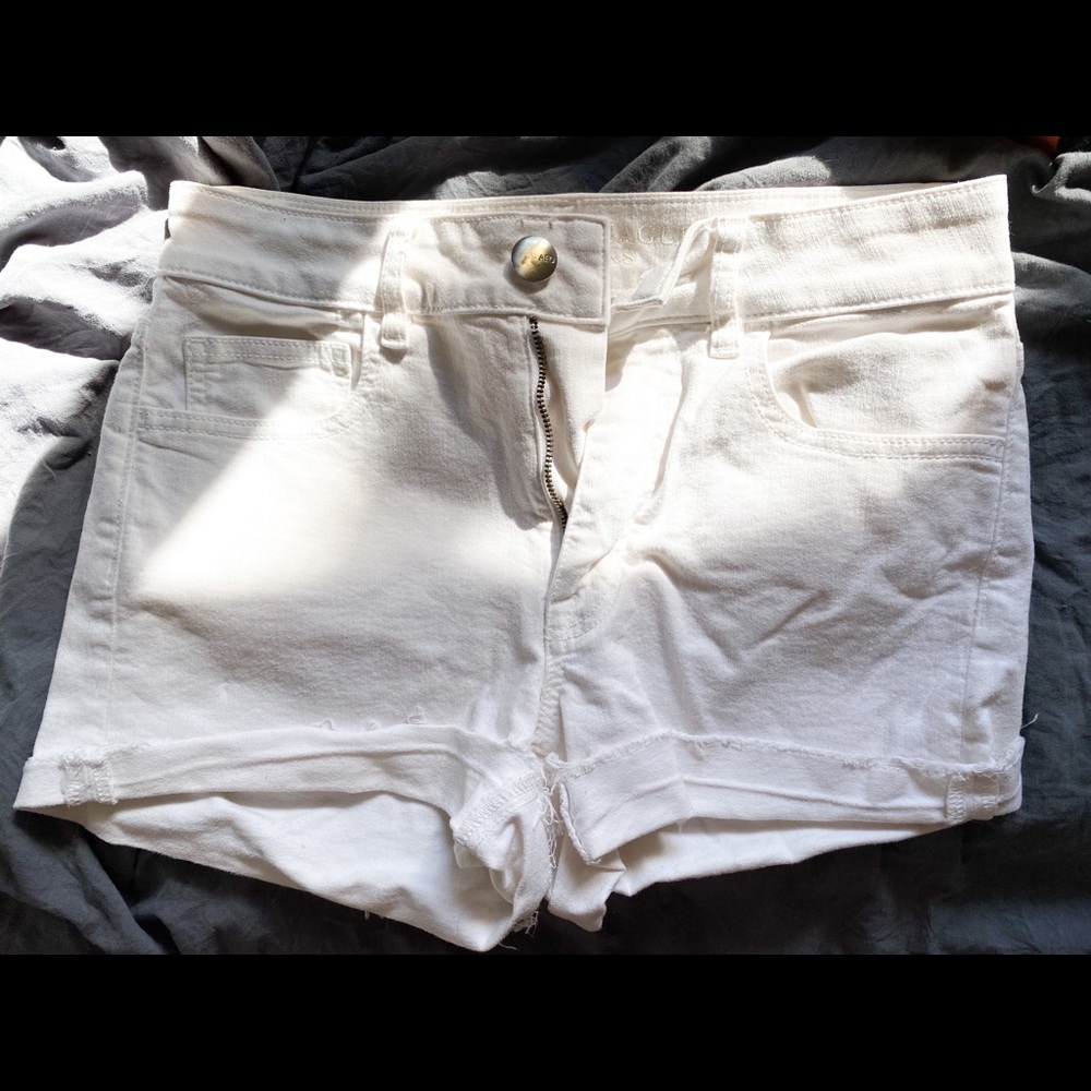 White Jean Shorts American Eagle
